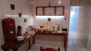 Daily full breakfast (BRL 20 per person) - HOTEL VILLA REAL (Diamantina)