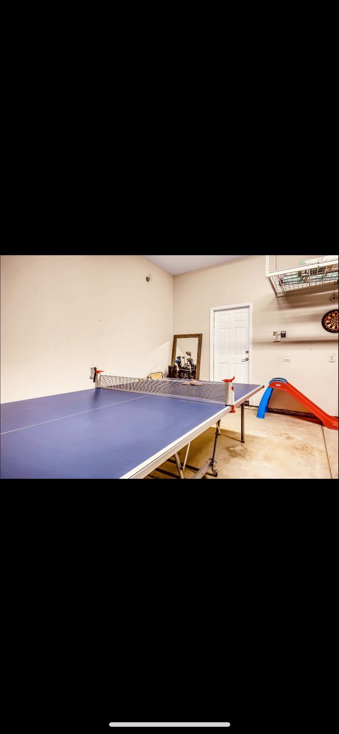 Beautiful 3 bedroom 2 bathroom house.