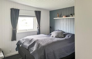 3 bedrooms, travel crib, free WiFi - Pet friendly home in Hejls with WiFi (Hejls)