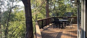 An Acre of Nature ~ Central A/C, Close to Lakes & Beautiful Deck!