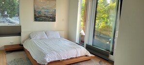 5 室のベッドルーム、デスク、アイロン / アイロン台、WiFi (無料)