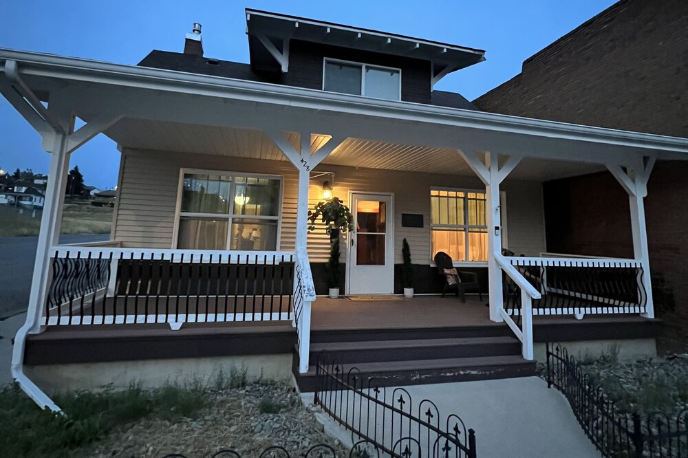 Beautiful Craftsman home in uptown Butte