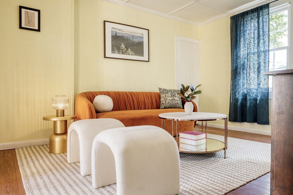 Eloise by AvantStay | Historic Upstate Apartment near Hudson River