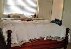7 Schlafzimmer