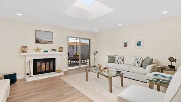 Smart TV, chimenea y servicios de streaming