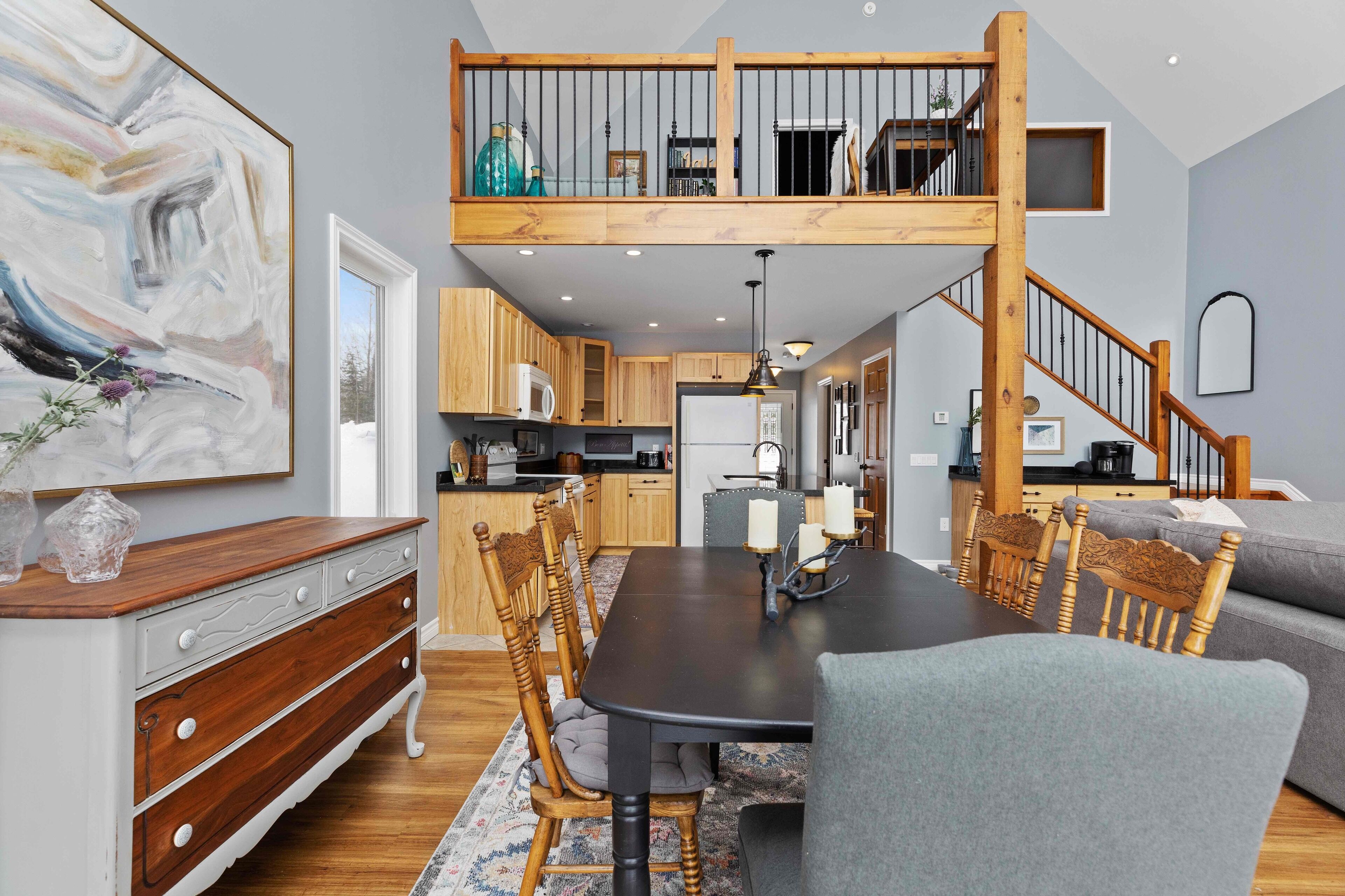 Private Lakefront Rental Cottage on Whitestone Lake