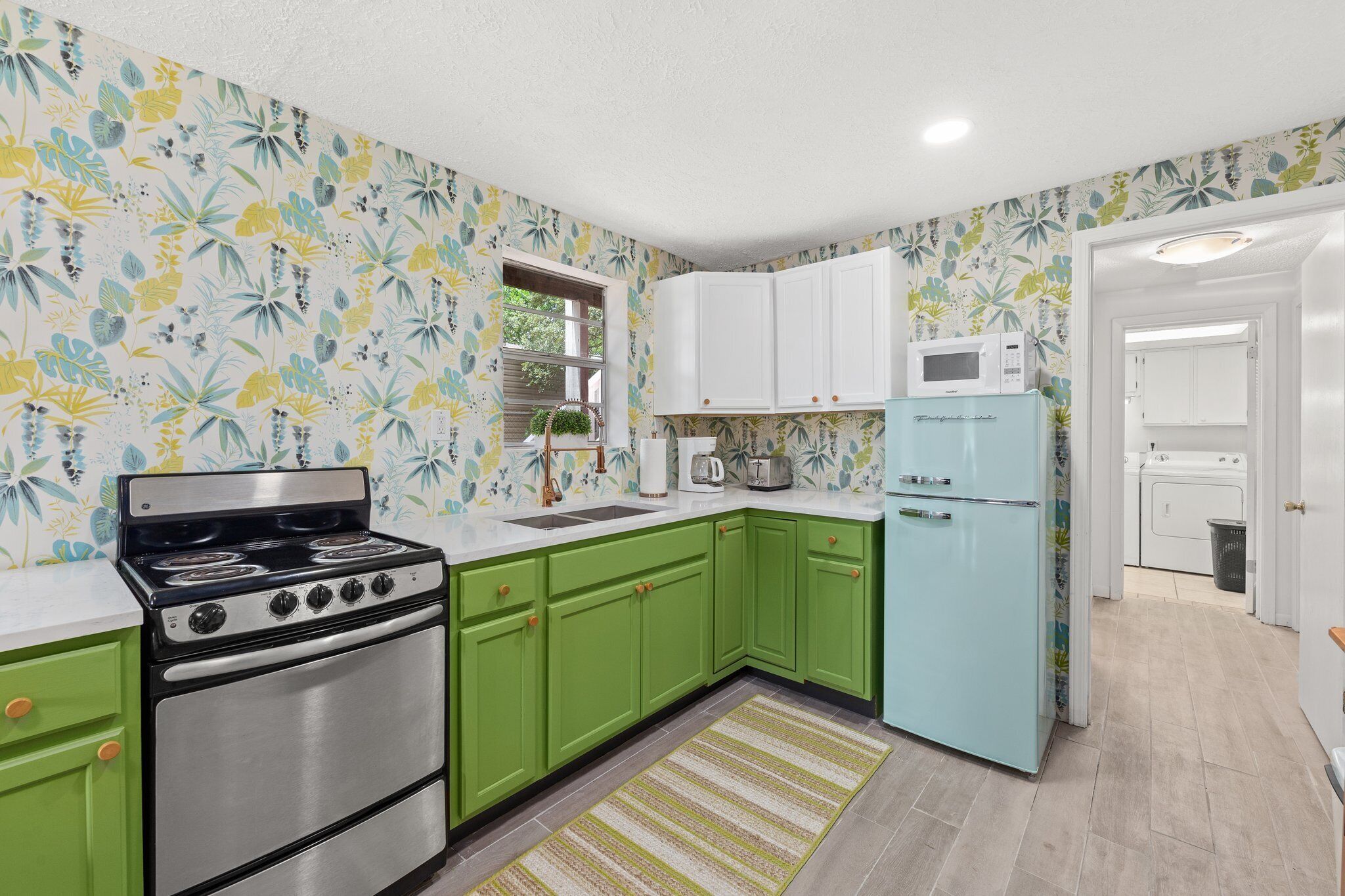 Hibiscus Hideaway #3 - Entire home - 3 Bedroom, 2 Bath