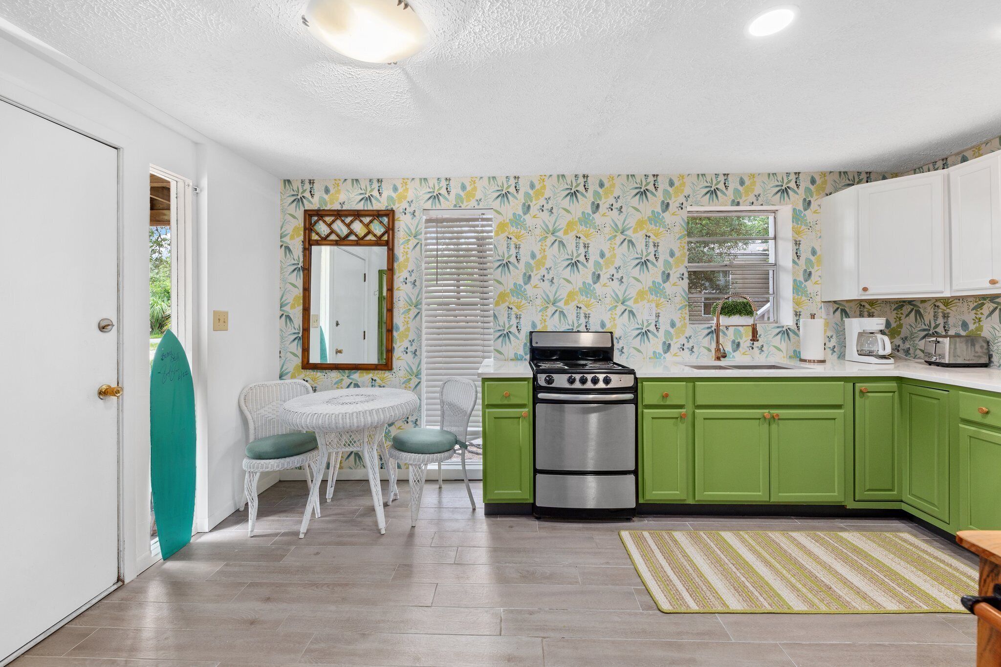 Hibiscus Hideaway #3 - Entire home - 3 Bedroom, 2 Bath