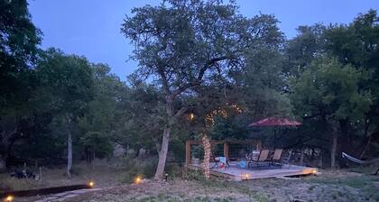 Relaxing Getaway in the Texas Hill Country - Sweet Ginger Cottage