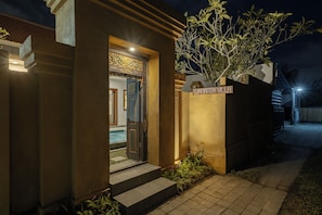 Front of property - Wananta Villa (Ubud)