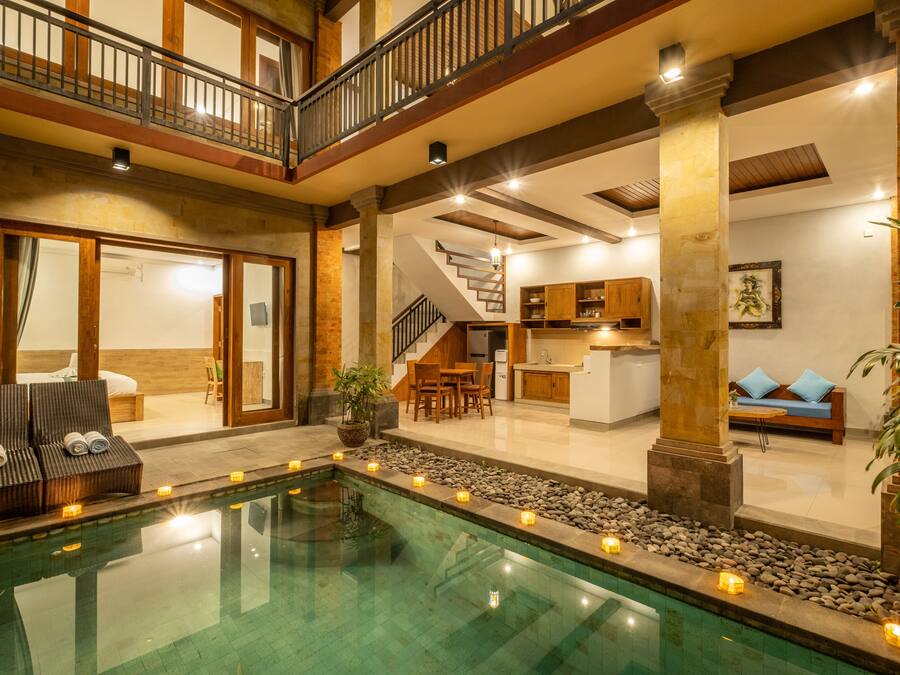 Villa | Living area | 32-inch Smart TV with digital channels, TV