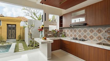 Honeymoon Villa | Private kitchen