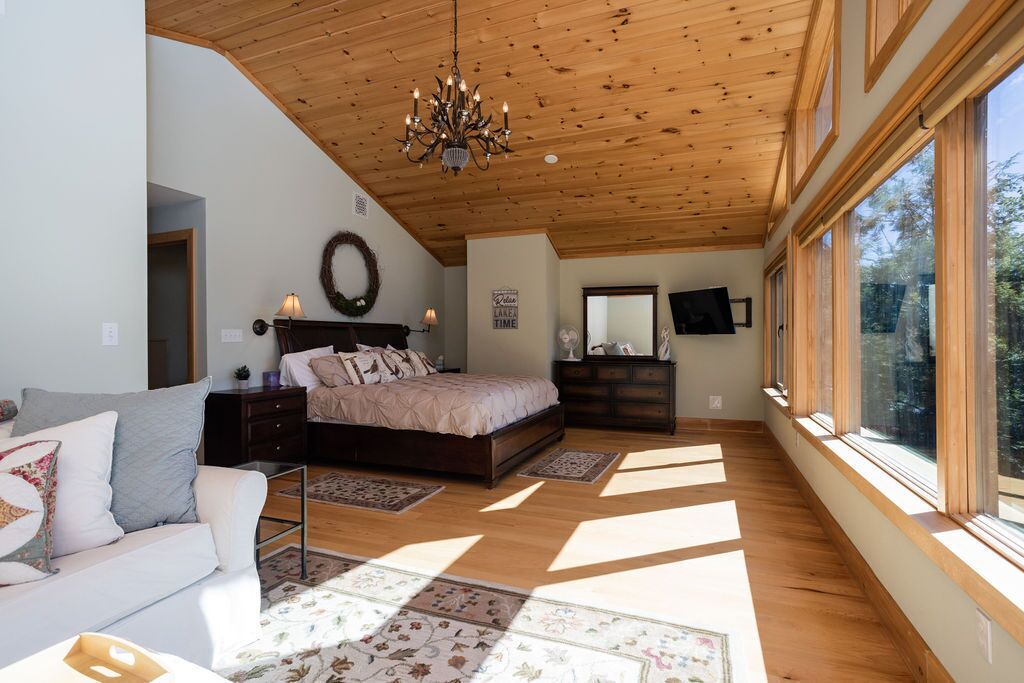 5 makuuhuonetta, silitysrauta/-lauta, vauvan matkasänky, ilmainen Wi-Fi