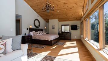 5 makuuhuonetta, silitysrauta/-lauta, vauvan matkasänky, ilmainen Wi-Fi