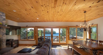 Serenity - Stunning Sebago Lake scenery