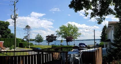 Gorgeous home near the st Lawrence river