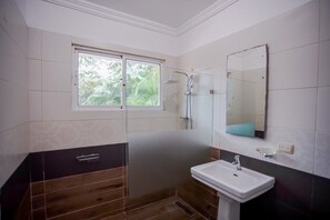 Towels - Impressive villa with pool at Metro Country Club. (Playa Juan Dolio)
