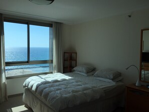 2 Schlafzimmer, Schreibtisch, Bügeleisen/Bügelbrett, kostenloses WLAN