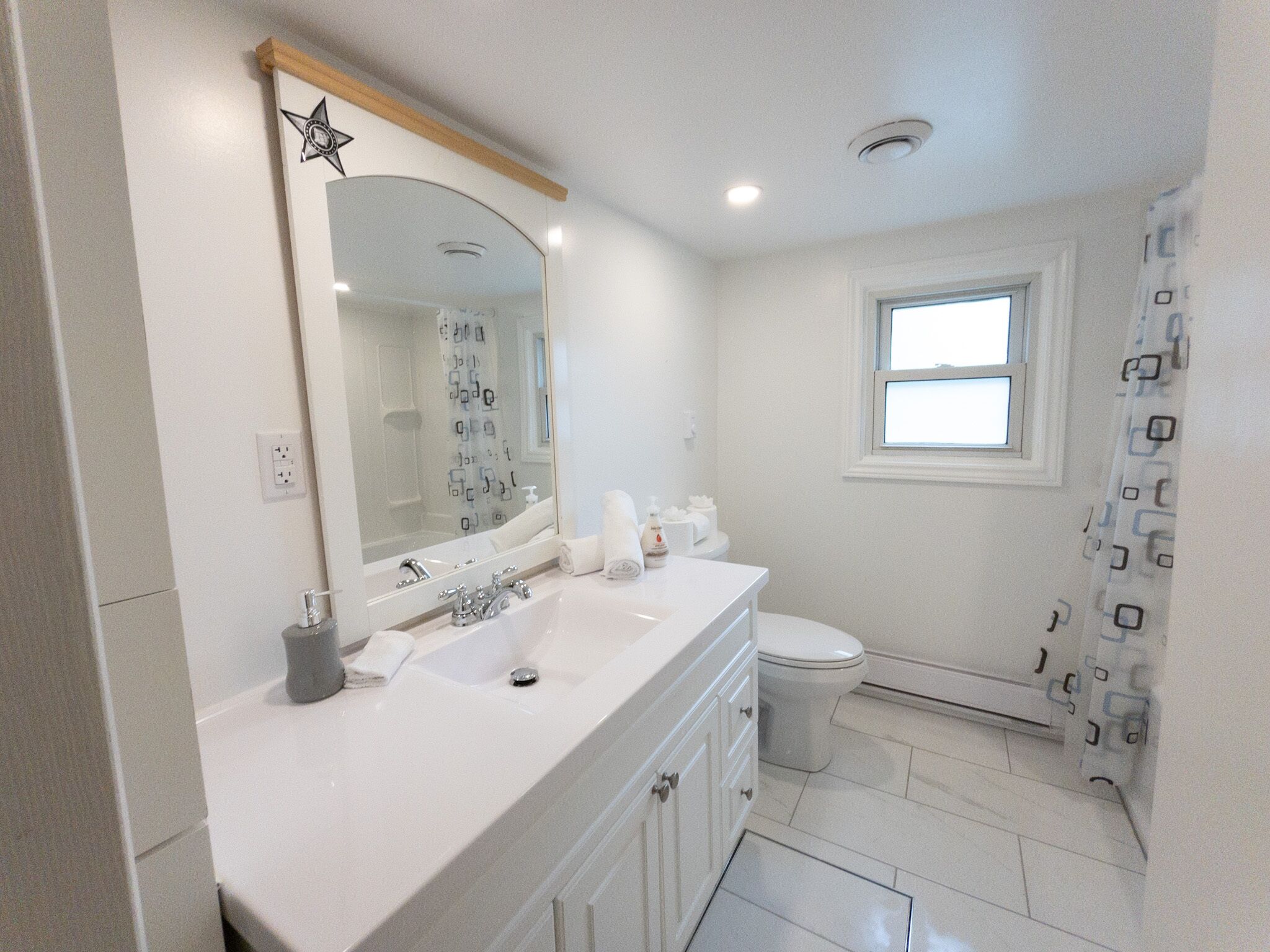 Cute 3BR 2bath, BBQ, AC, Patio, kitchen, firepit