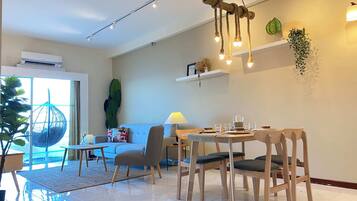Makan di kamar