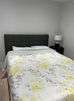 1 bedroom, iron/ironing board, WiFi, bed sheets