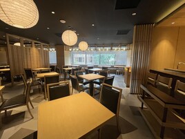 レストラン