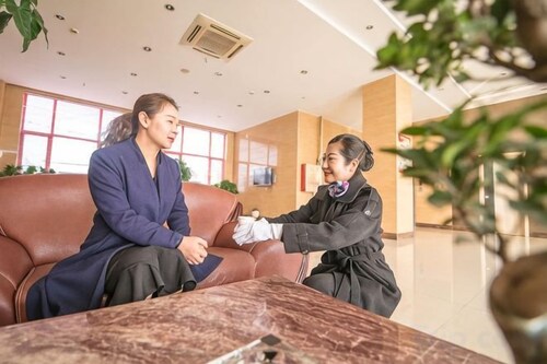 Lejia Hotel (Bazhou Shengfang International Furniture Expo City)