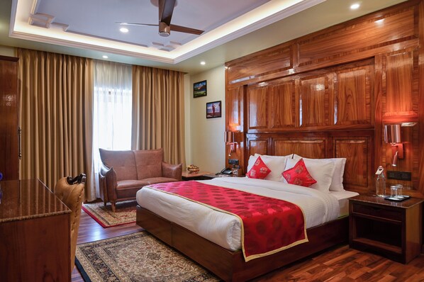 Luxury-Zimmer | 1 Schlafzimmer, Minibar, Bügeleisen/Bügelbrett