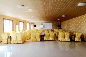 Restaurant - Taidawenquanbinguan (Yongqing)