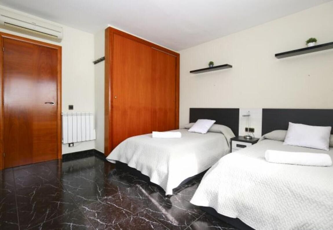 Global María, con barbacoa privada y piscina comunitaria