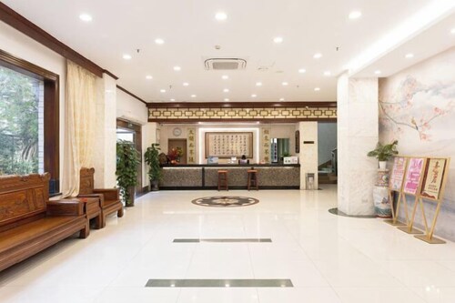 Jiangxia Hotel