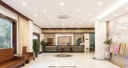 Jiangxia Hotel