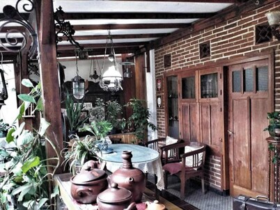 Room-villas in Batu Indonesia Homestay