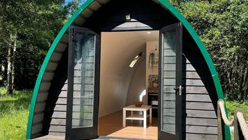 Cabin, 1 Bedroom, Balcony, Garden View | Front of property
