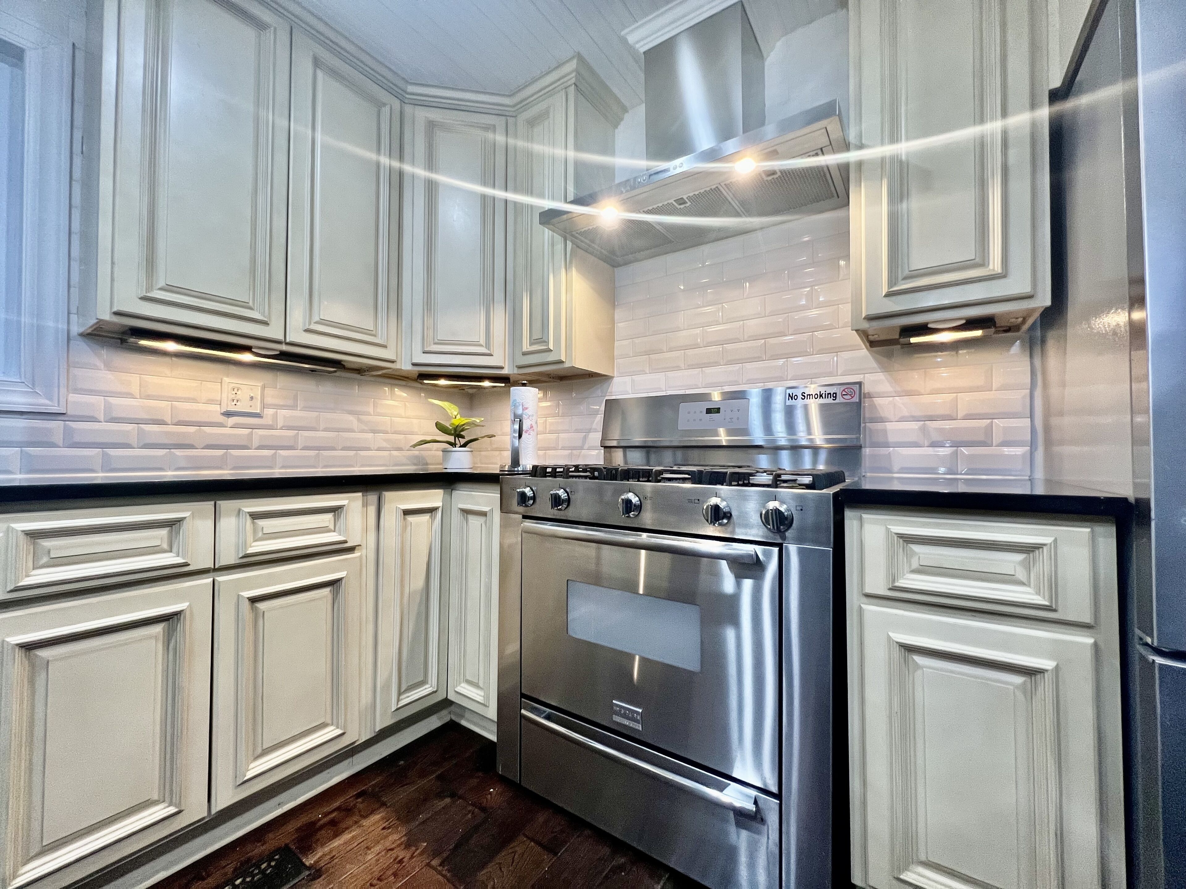 CountySide Cozy House (3 min from Hwy 72)