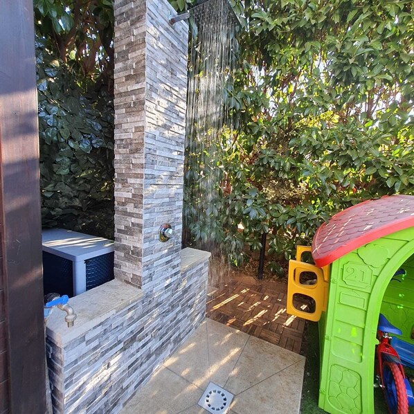 Villa, 2 Schlafzimmer, barrierefrei, Balkon | Außenbereich