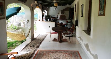 1st Private Room on the Ground Floor With use of the Swimming Pool and Shared Services
