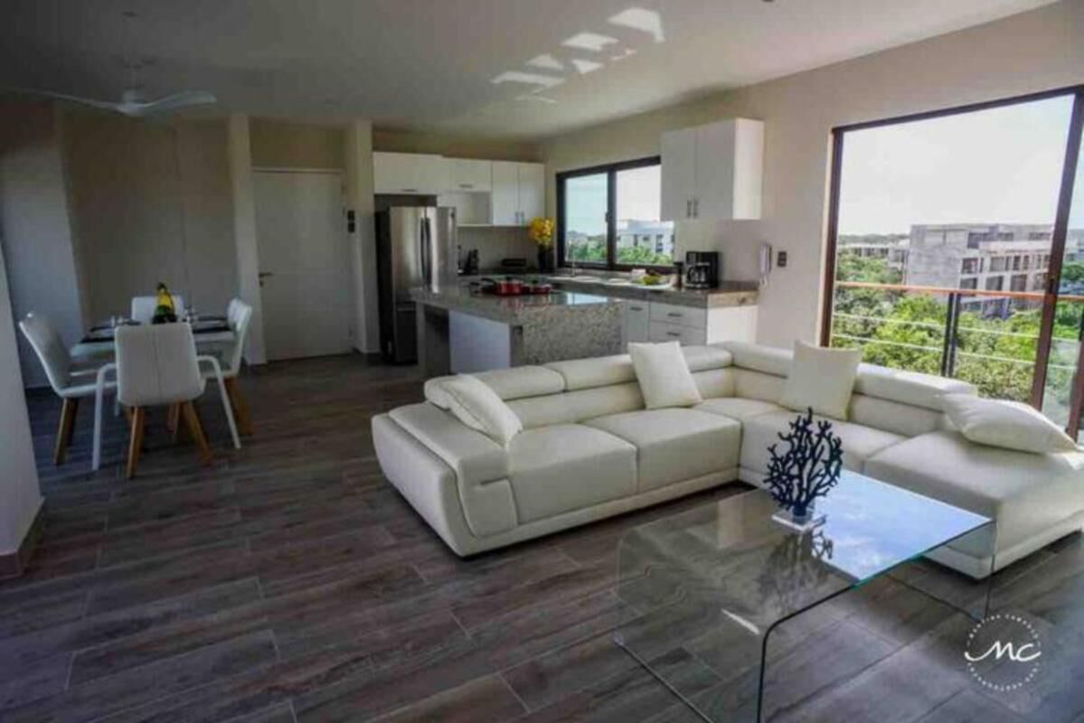 Apartment, 2 Bedrooms, Private Pool | Lounge