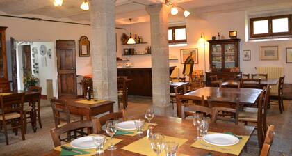 Amazing Stay in Tuscany Rustic Style