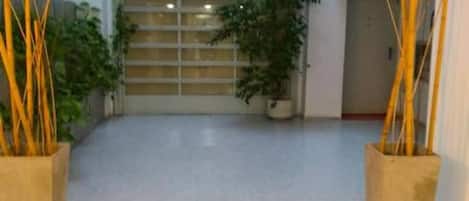 Apartment, 1 Bedroom, Smoking, Balcony | Front of property