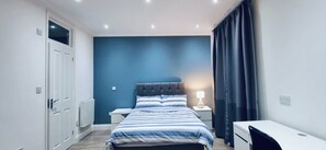 Apartamento, 1 quarto, para fumantes, vista para a cidade | 1 quarto