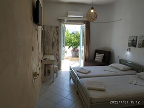 Studio, 1 Bedroom, Balcony | 1 bedroom - Renia Studios -studio for 2 Pers With a Swimming Pool (Malevizi)