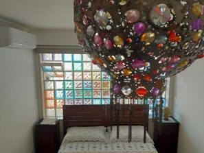 3 bedrooms, free WiFi, bed sheets, wheelchair access