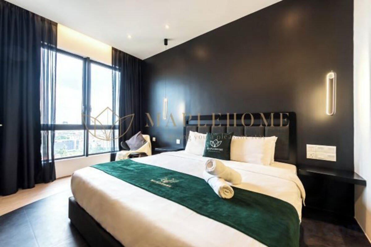 Cortinas opacas, tabla de planchar con plancha, wifi gratis