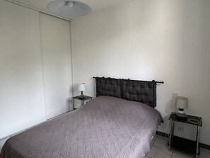 1 bedroom