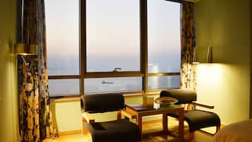 Style Suite | 1 camera, minibar con snack e bevande gratuite, una cassaforte in camera