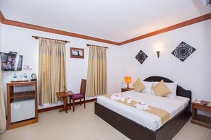 1 bedroom, minibar, in-room safe, desk
