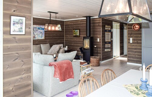 4 bedroom pet friendly home in Eggedal