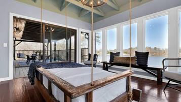 7 Schlafzimmer, Schreibtisch, Bügeleisen/Bügelbrett, Reisekinderbett