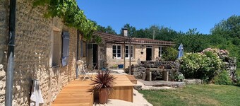 The Fox House, disability access on the Dordogne/Charente border
Quiet retreat  